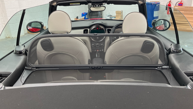 MINI Convertible 2.0 Cooper S Exclusive 2dr Auto [Comfort Pack] Petrol Convertible